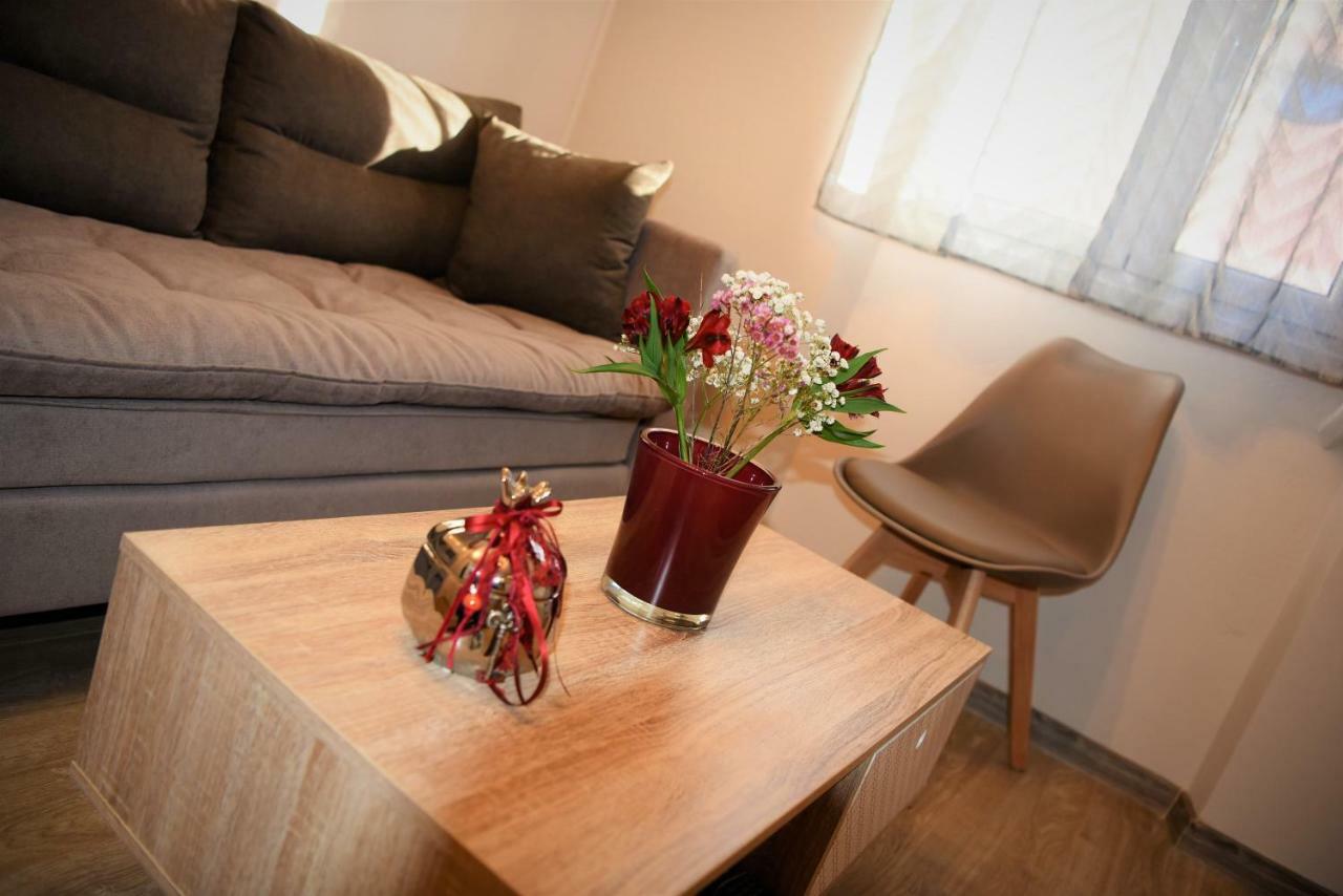Kampielo Apartment コルフ島 エクステリア 写真